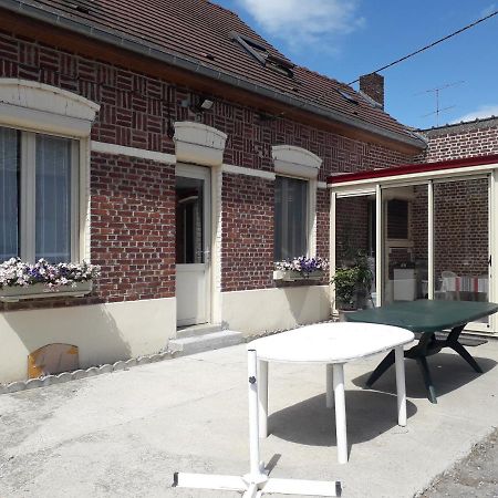 Chez Chantal Et Guy Grandcourt  Exterior foto
